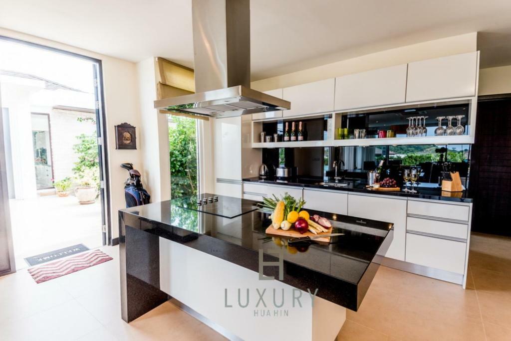 5 Bedroom Amazing Pool Villa In Resort Ts1 Hua Hin Bagian luar foto